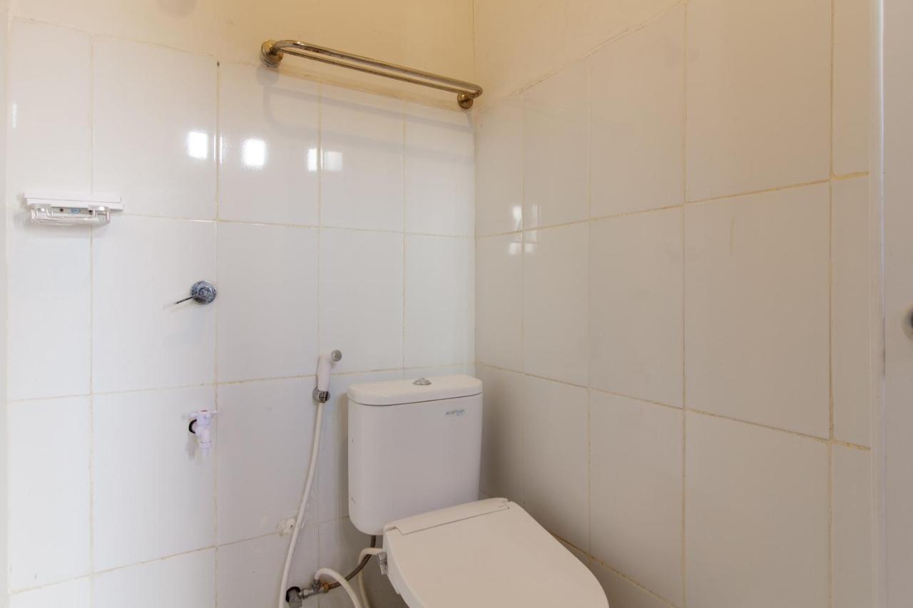 Reddoorz Near Jalan Sudirman Padang Hotel Eksteriør billede