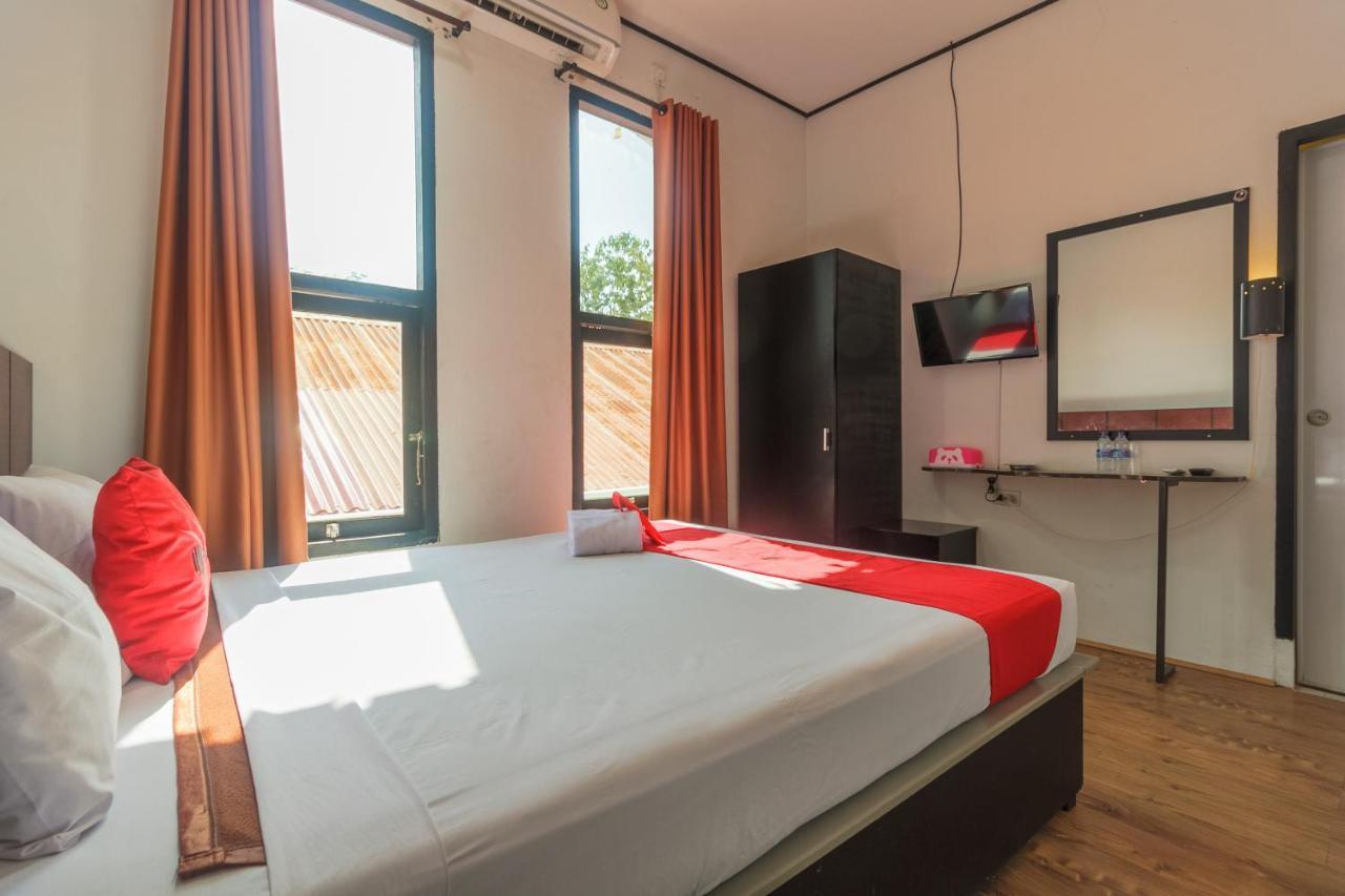 Reddoorz Near Jalan Sudirman Padang Hotel Eksteriør billede